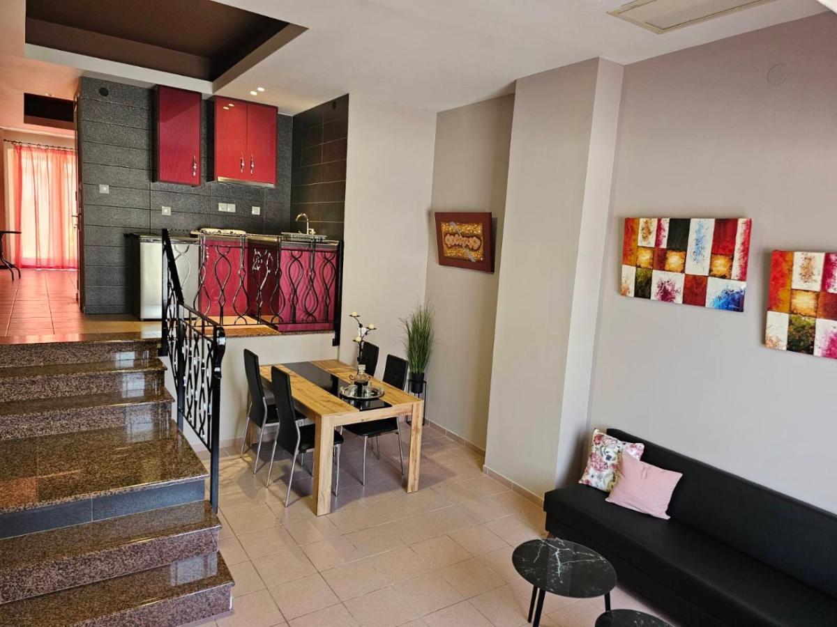 Adonis Apartments Paralía Kültér fotó