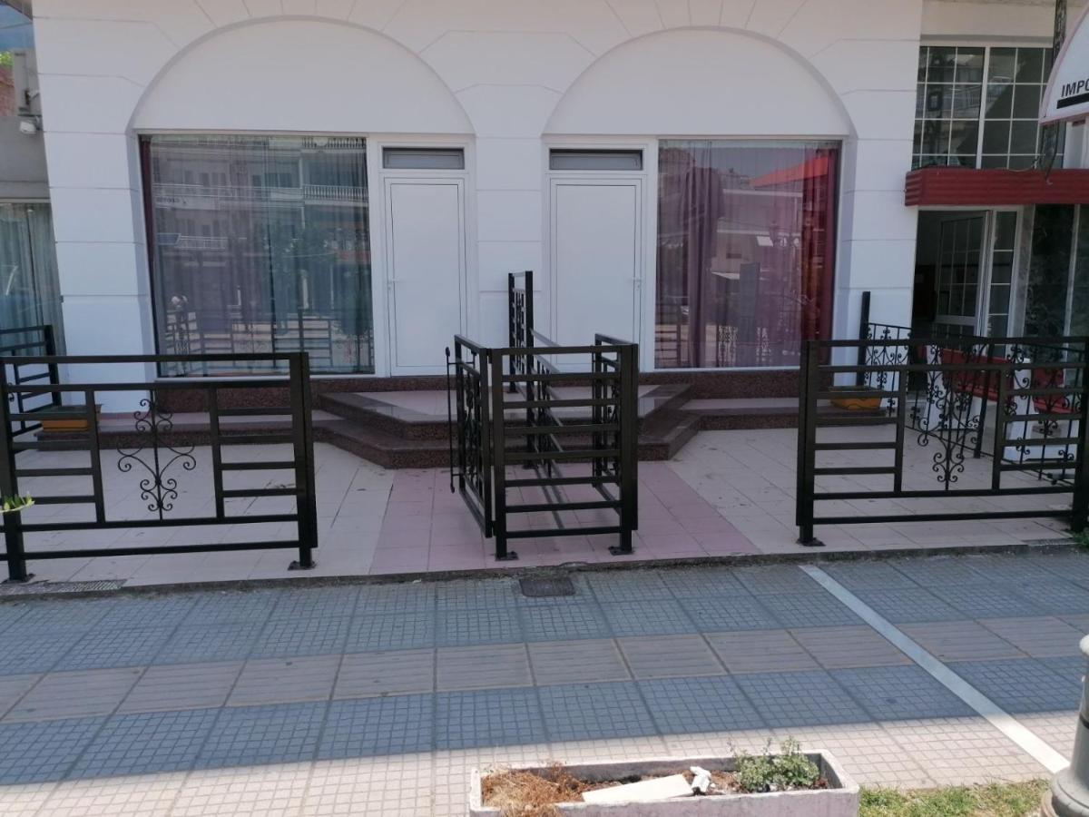 Adonis Apartments Paralía Kültér fotó