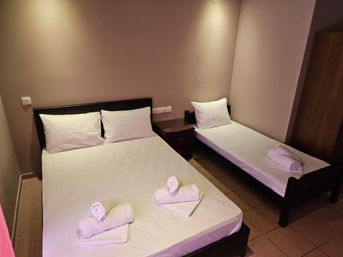 Adonis Apartments Paralía Kültér fotó