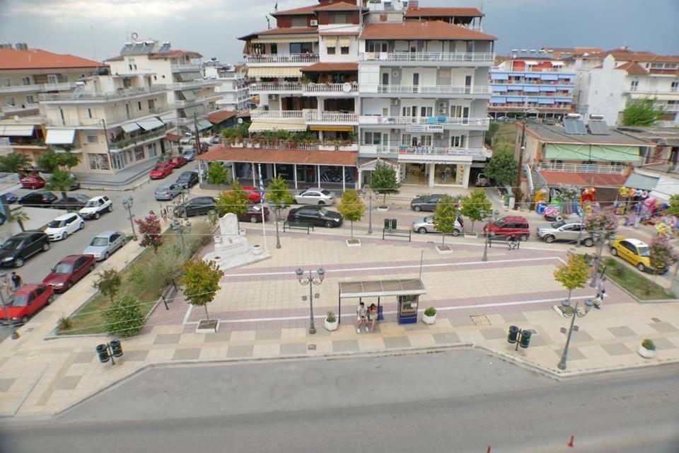 Adonis Apartments Paralía Kültér fotó